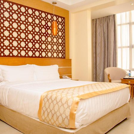 Saab Royale Hotel Ναϊρόμπι Εξωτερικό φωτογραφία