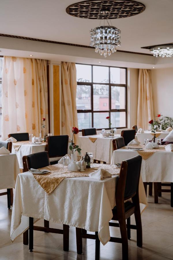 Saab Royale Hotel Ναϊρόμπι Εξωτερικό φωτογραφία