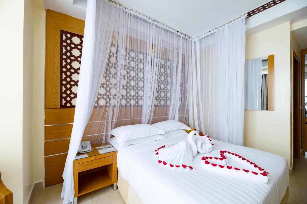 Saab Royale Hotel Ναϊρόμπι Εξωτερικό φωτογραφία